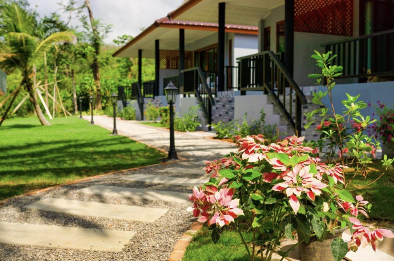 Seaside Sanctuary Bungalows Ko Lanta Esterno foto