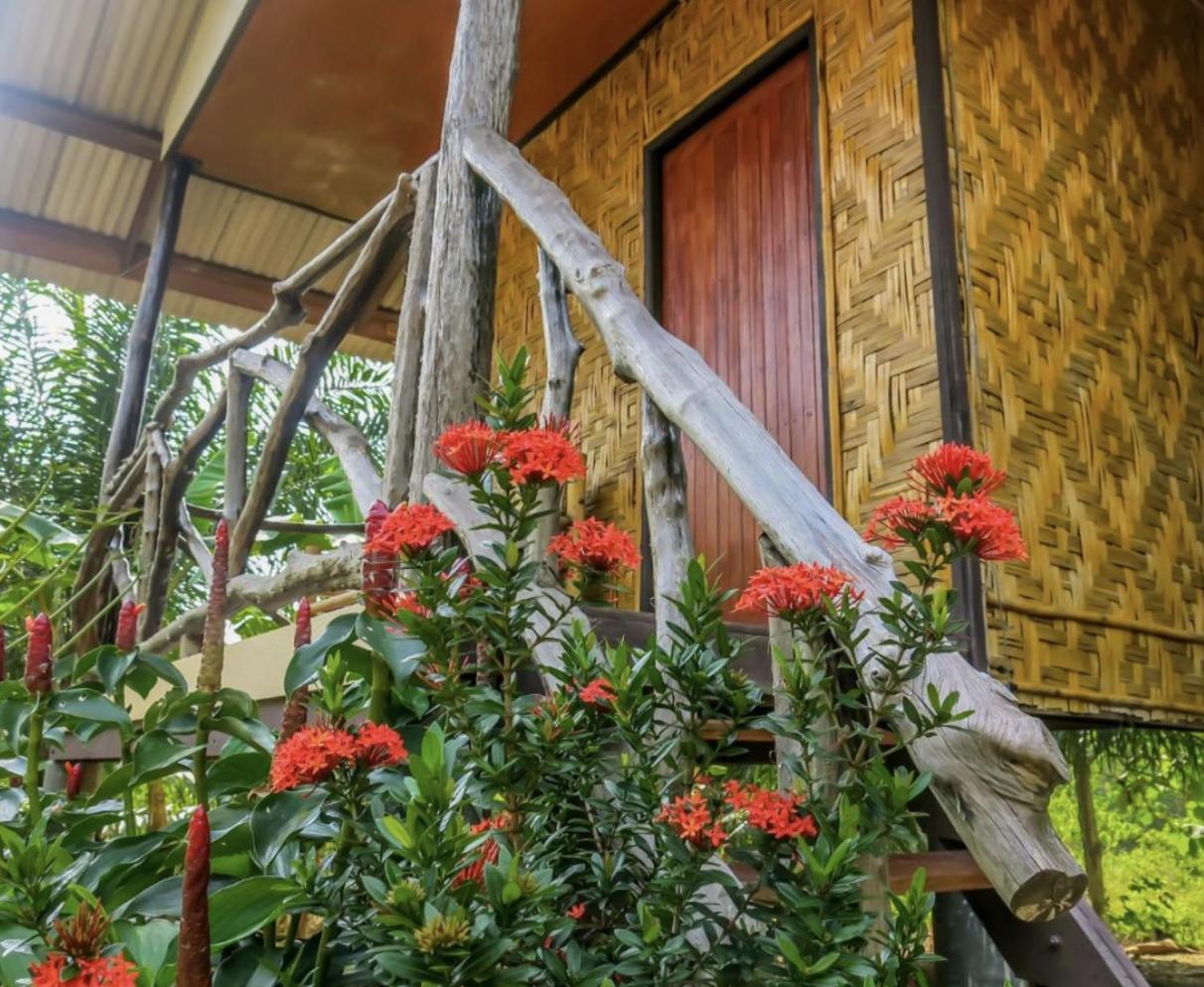 Seaside Sanctuary Bungalows Ko Lanta Esterno foto